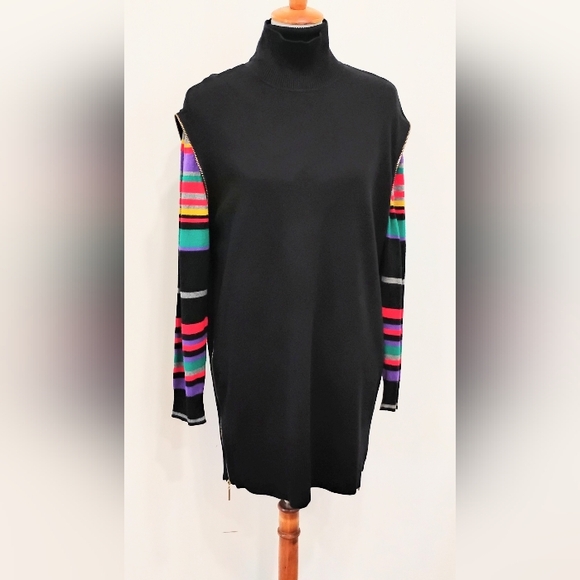 VIBRANT STRIPES TURTLE NECK - Picture 5 of 9